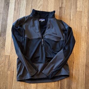 Patagonia Men's Long-Sleeved R1 Field 1/4-Zip